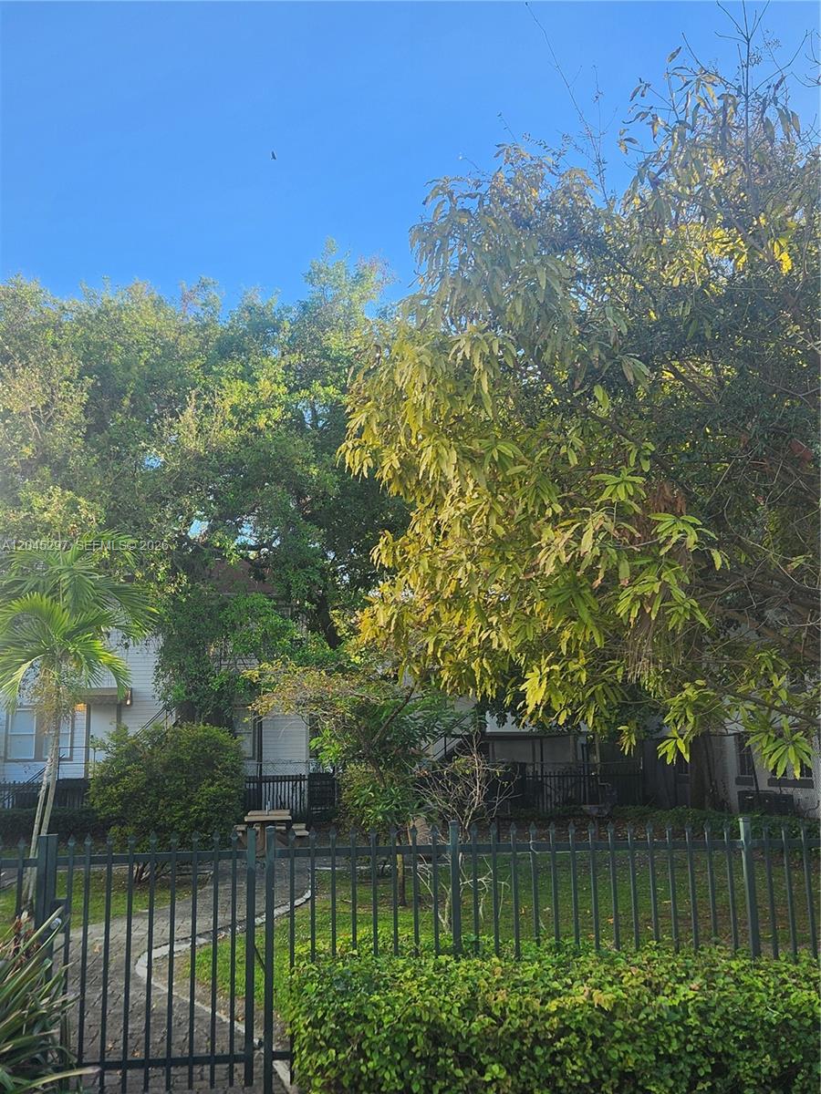 412 NW 4th Street, Miami, FL 33130