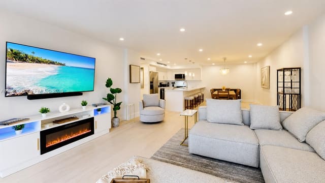 177 Ocean Lane Drive 213, Key Biscayne, FL 33149