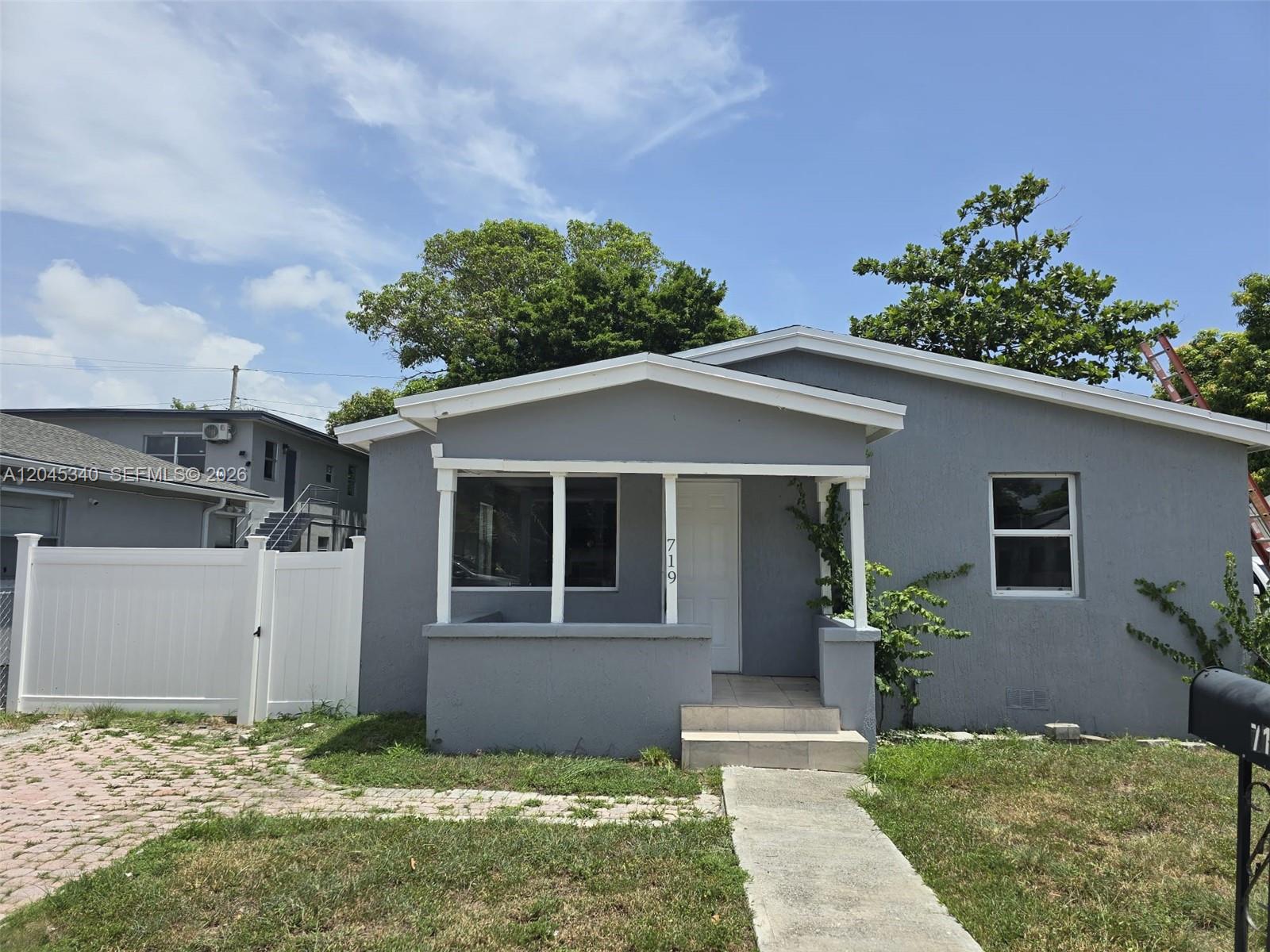 719 21st Street, West Palm Beach, FL 33407