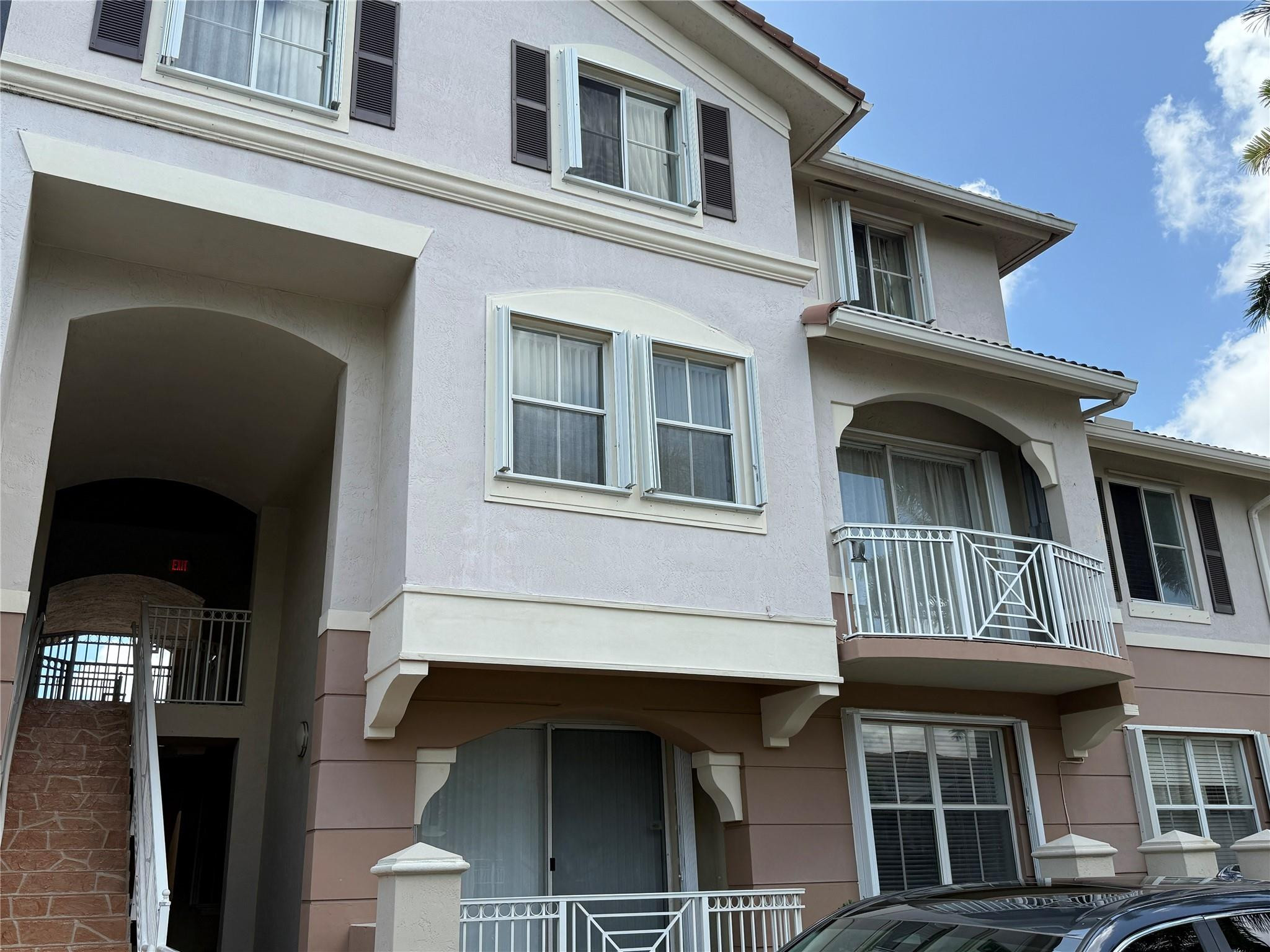 8930 W Flagler Street 215, Miami, FL 33174, Miami