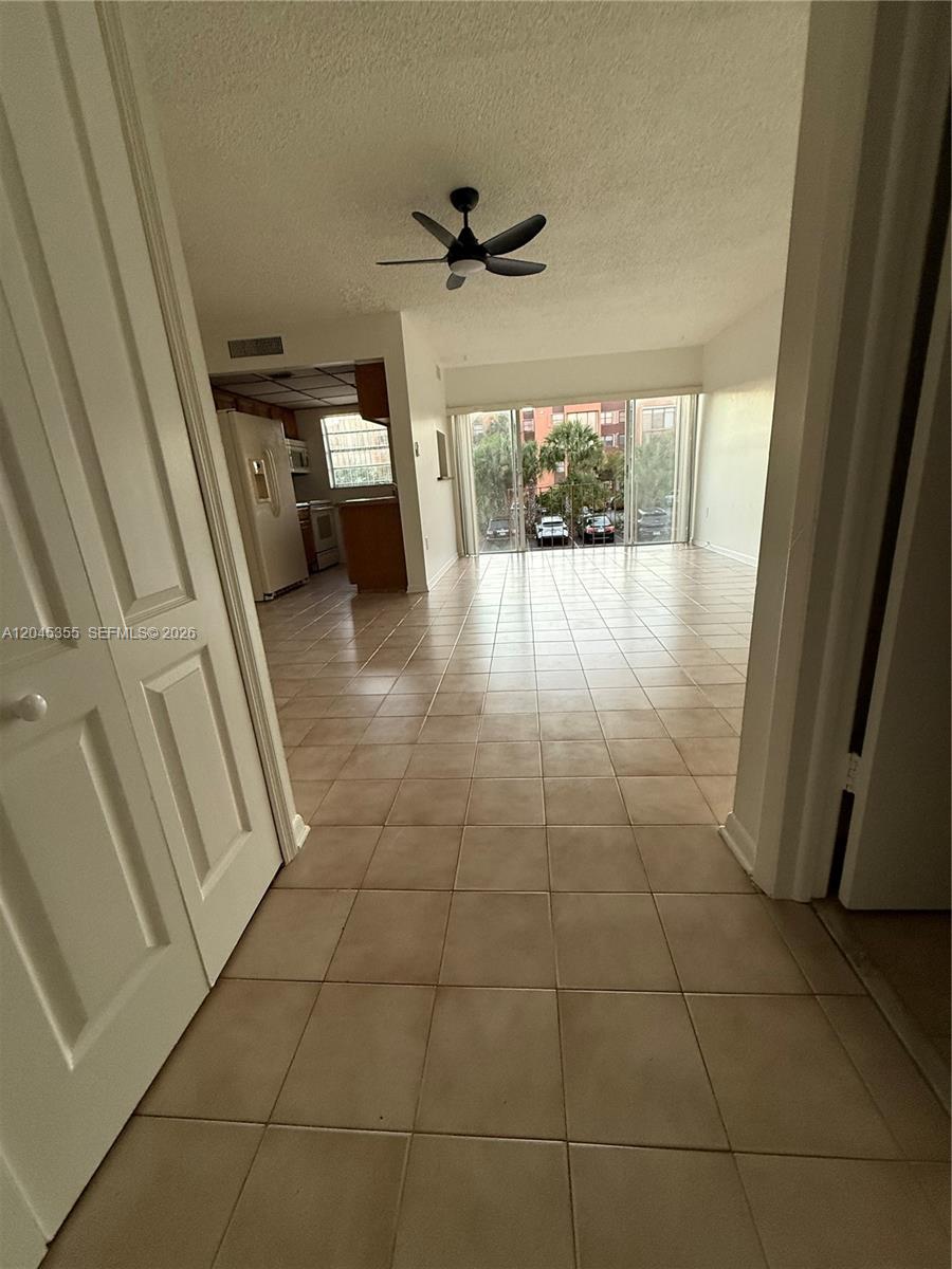 9390 W Flagler Street 224C, Miami, FL 33174