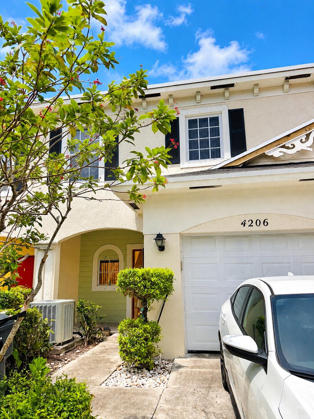 4206 Emerald Vista, Lake Worth, FL 33461