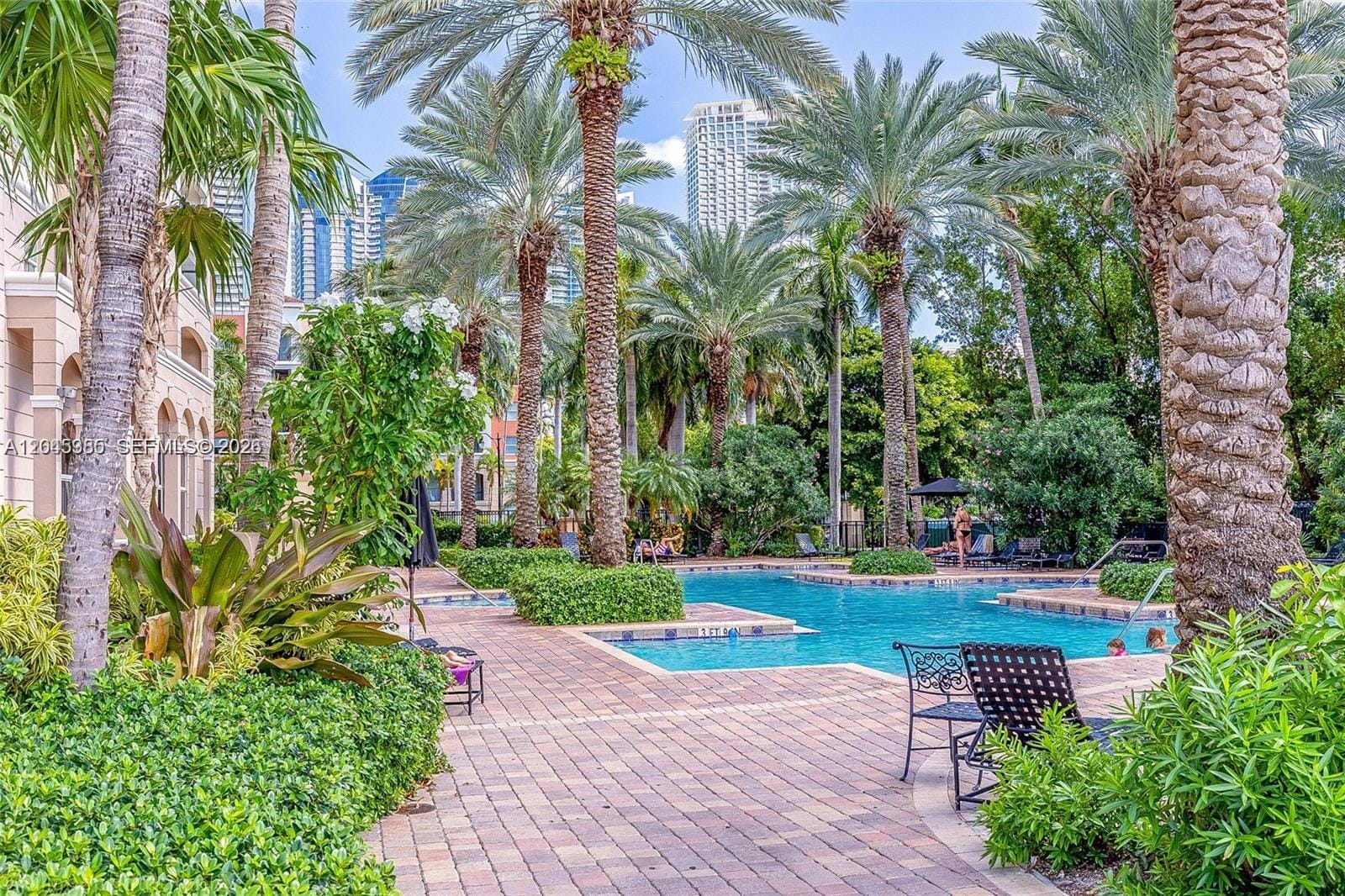 17150 N Bay Road 2222, Sunny Isles Beach, FL 33160 photo 3