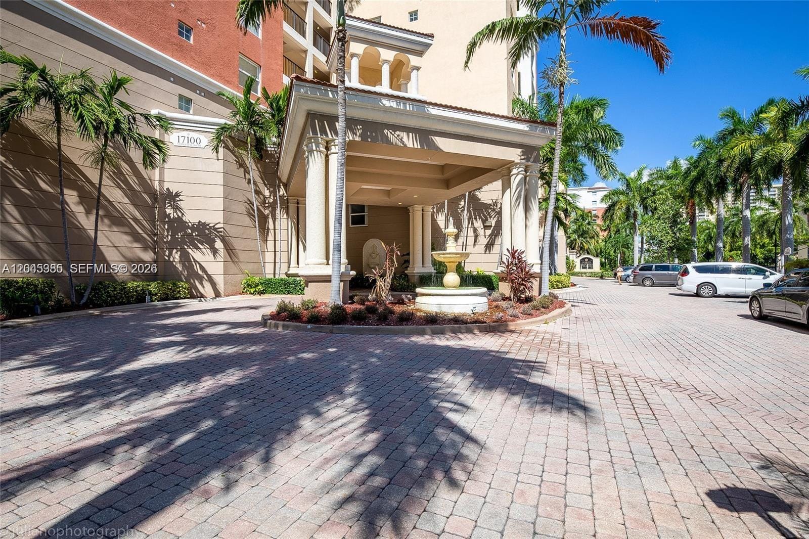 17150 N Bay Road 2222, Sunny Isles Beach, FL 33160 photo 4