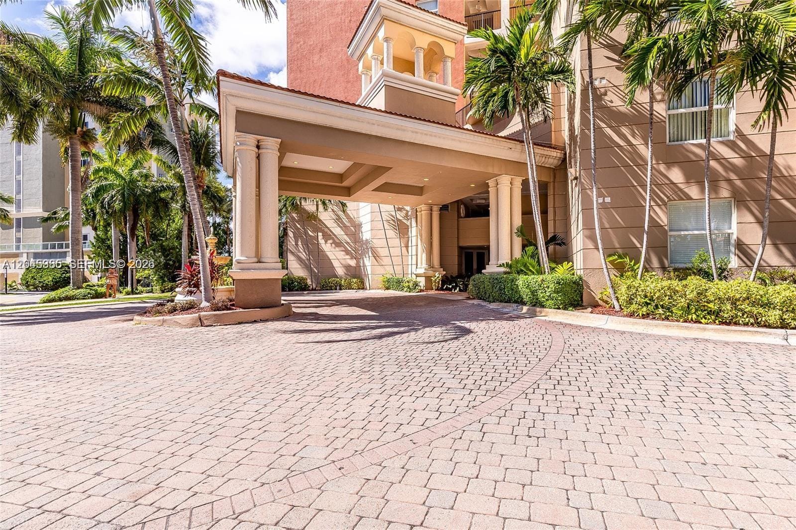 17150 N Bay Road 2222, Sunny Isles Beach, FL 33160 photo 6