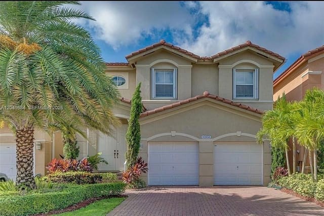 10958 NW 86th Terrace, Doral, FL 33178