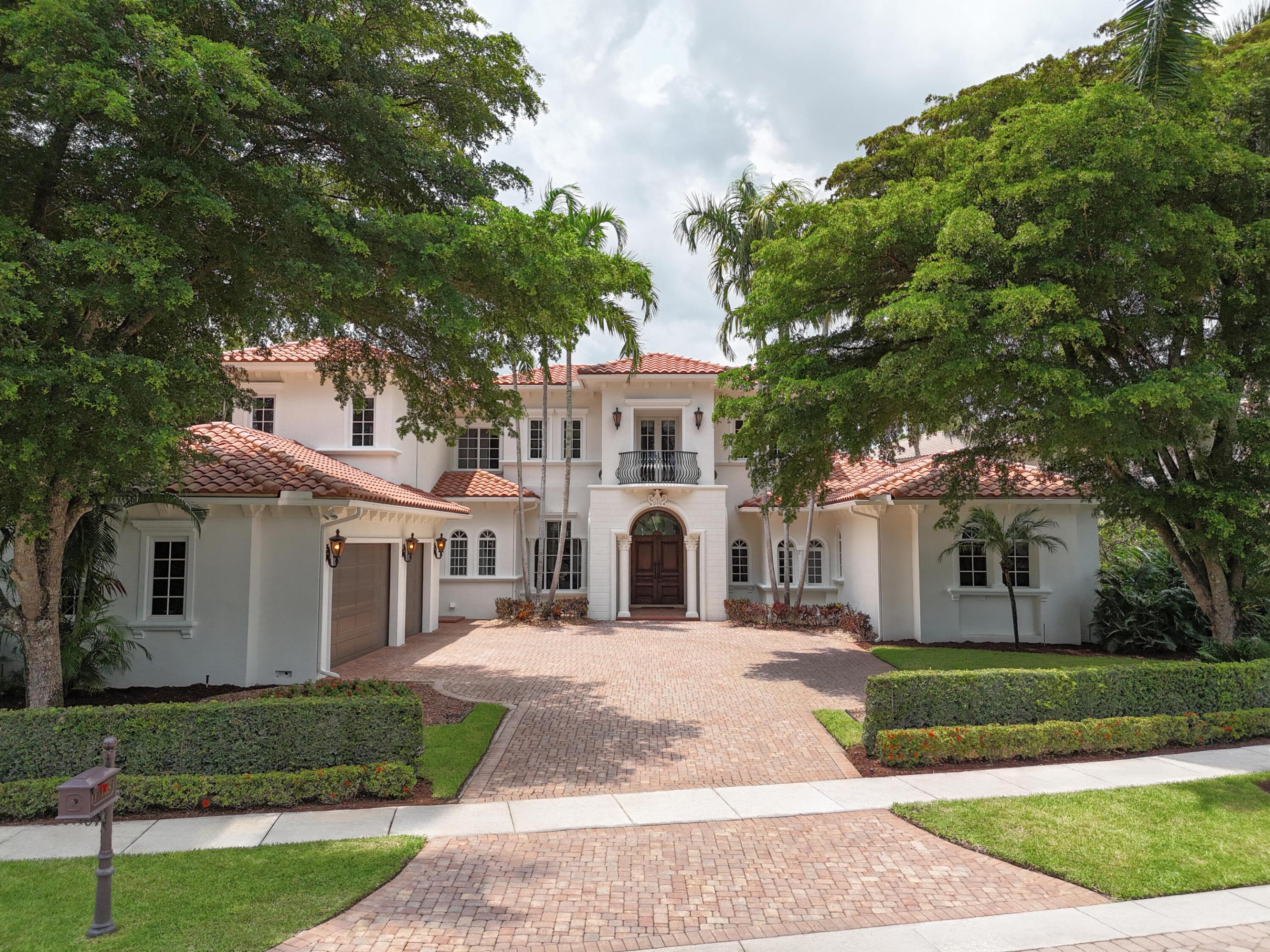 17165 Ave Le Rivage, Boca Raton, FL 33496