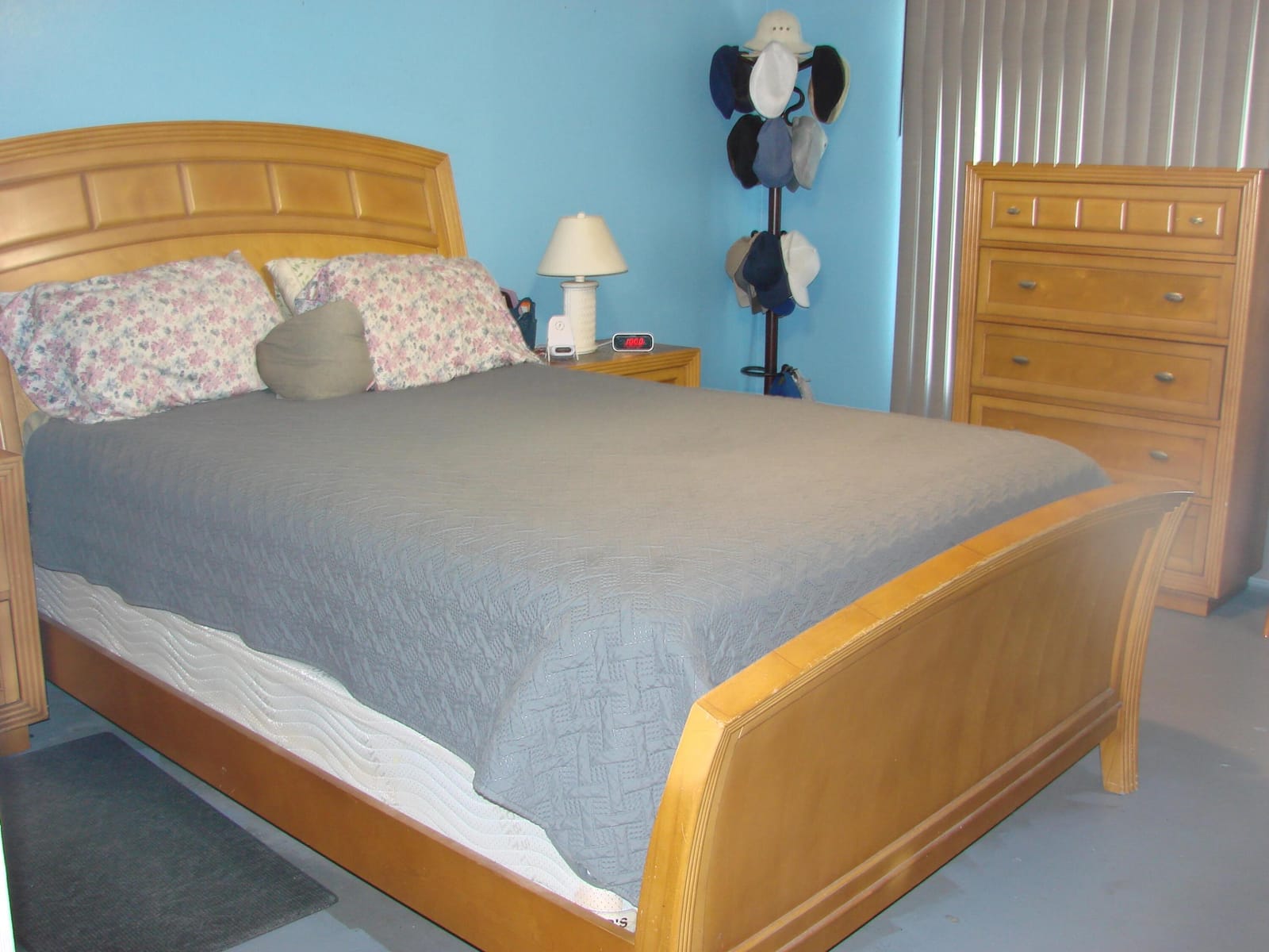 410 SW Eastport Circle — photo 7