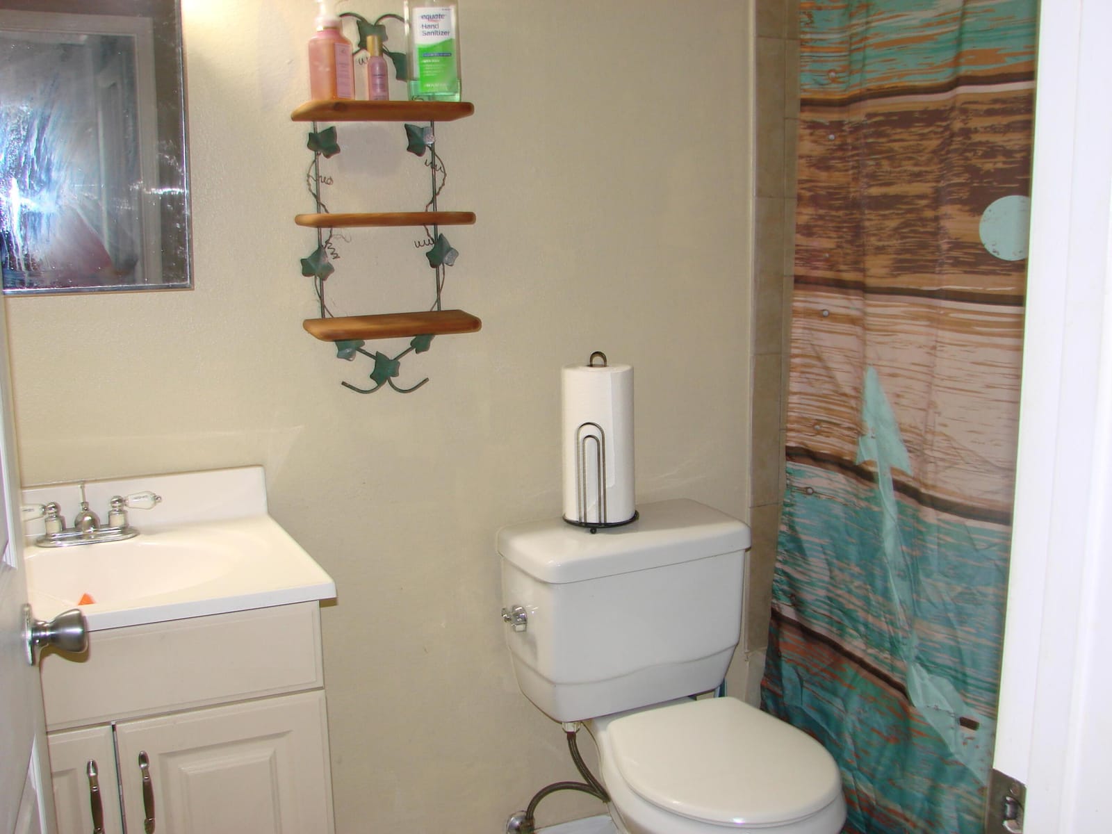 410 SW Eastport Circle — photo 9