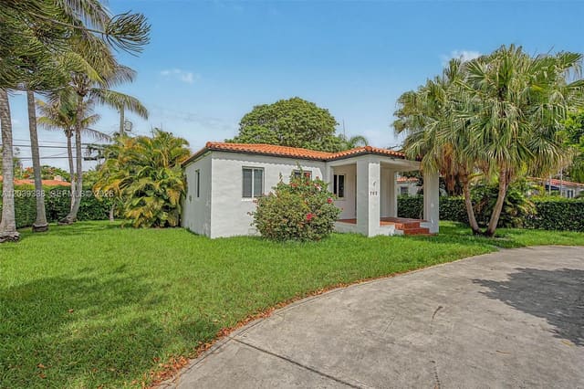 702 Boabadilla Street, Coral Gables, FL 33134
