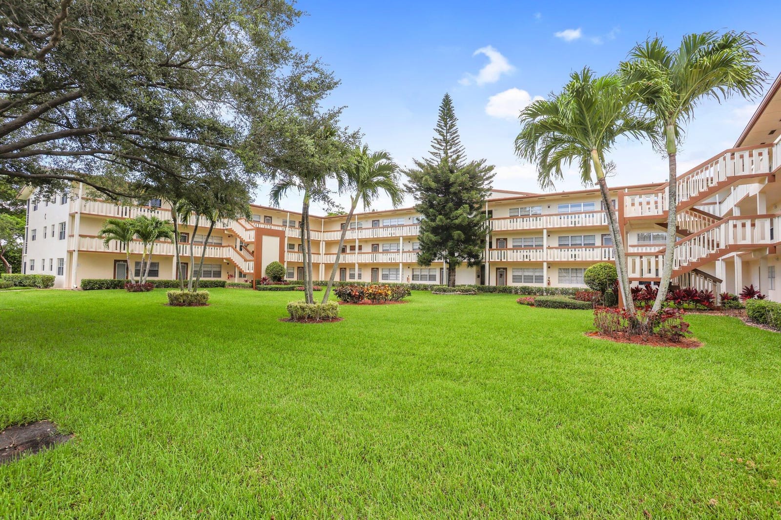 104 Mansfield C Drive C, Boca Raton, FL 33434 photo 24