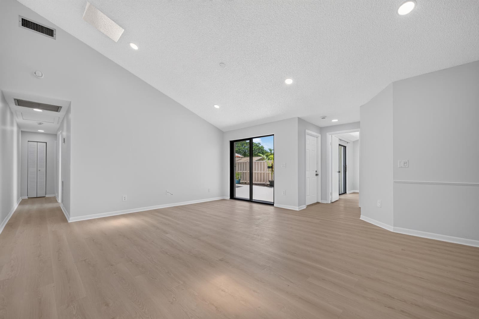 5620 Eagle Lake Drive — photo 7
