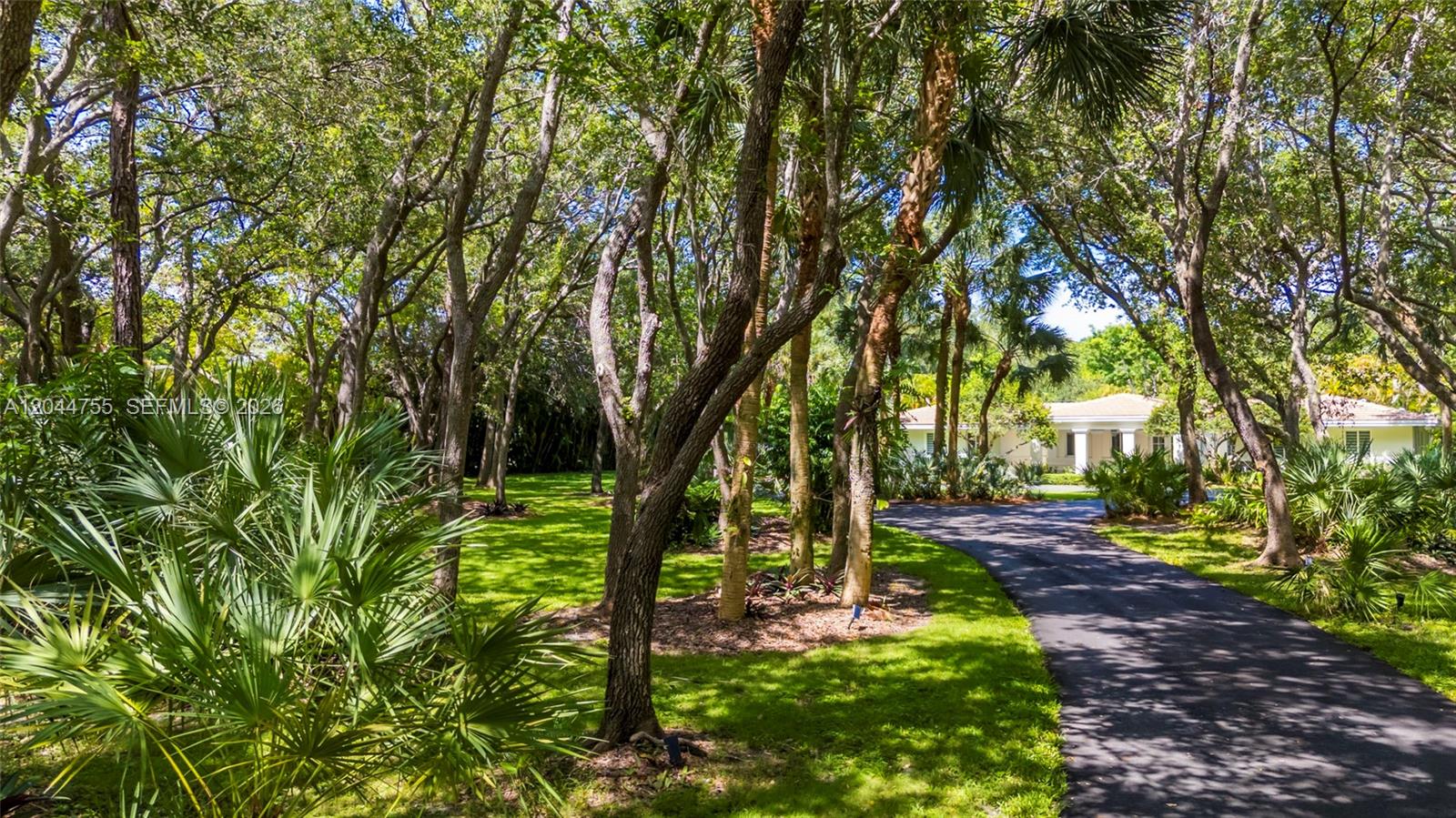 12121 SW 64th Avenue, Pinecrest, FL 33156