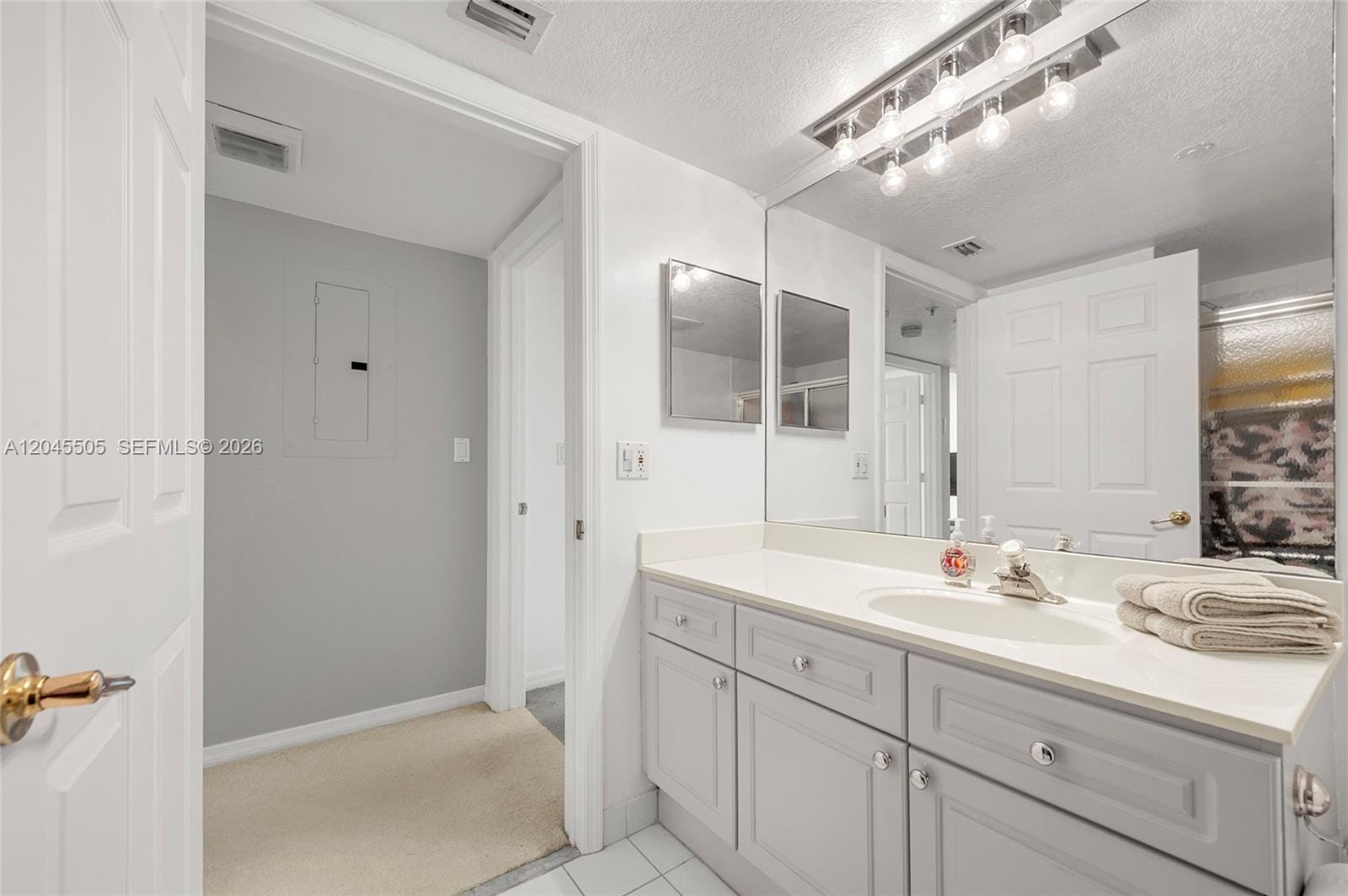 17275 Collins Avenue 804 — photo 2