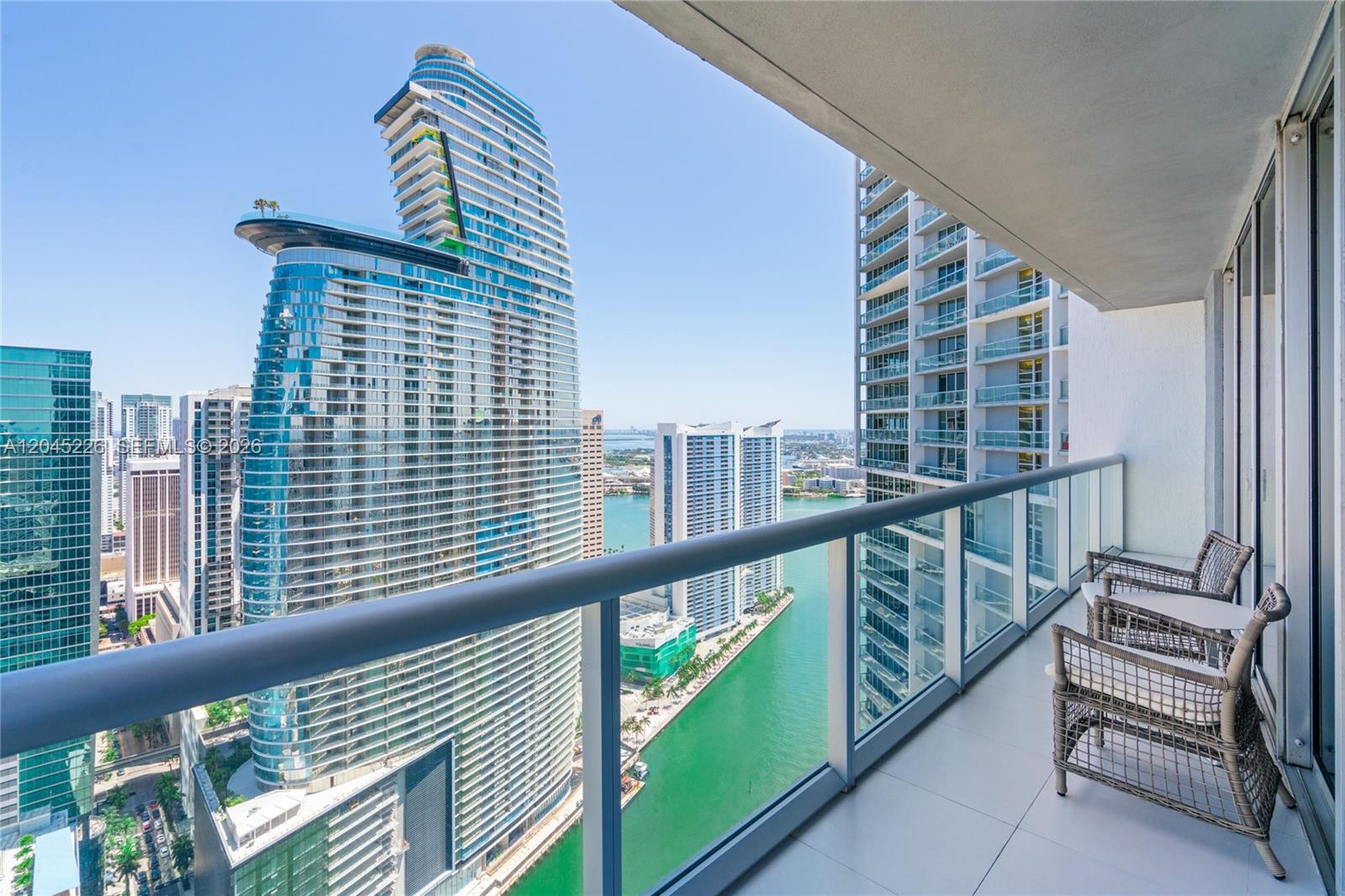 475 Brickell Avenue 4315, Miami, FL 33131, Miami