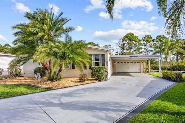 2872 Eagles Nest Way, Port St. Lucie, FL 34952