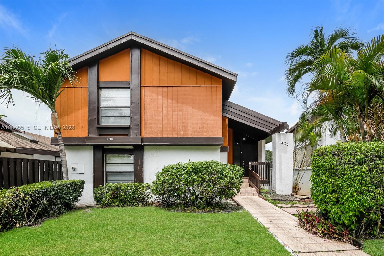 1430 W Sandpiper Circle, Pembroke Pines, FL 33026, Pembroke Pines
