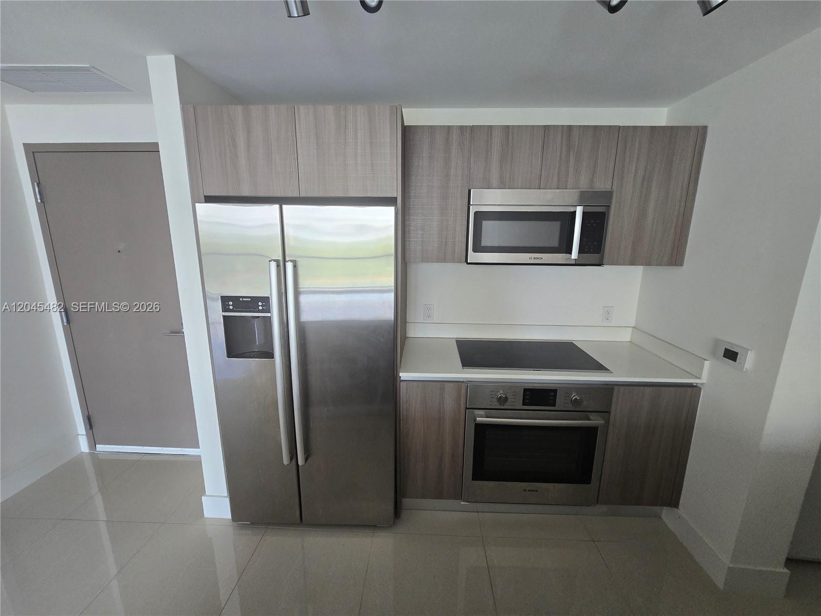 201 SW 17th Road 611, Miami, FL 33129 photo 2