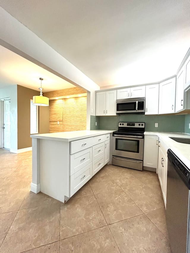 13830 Oneida Drive G1, Pine Ridge At Delray Beach, Delray Beach, FL