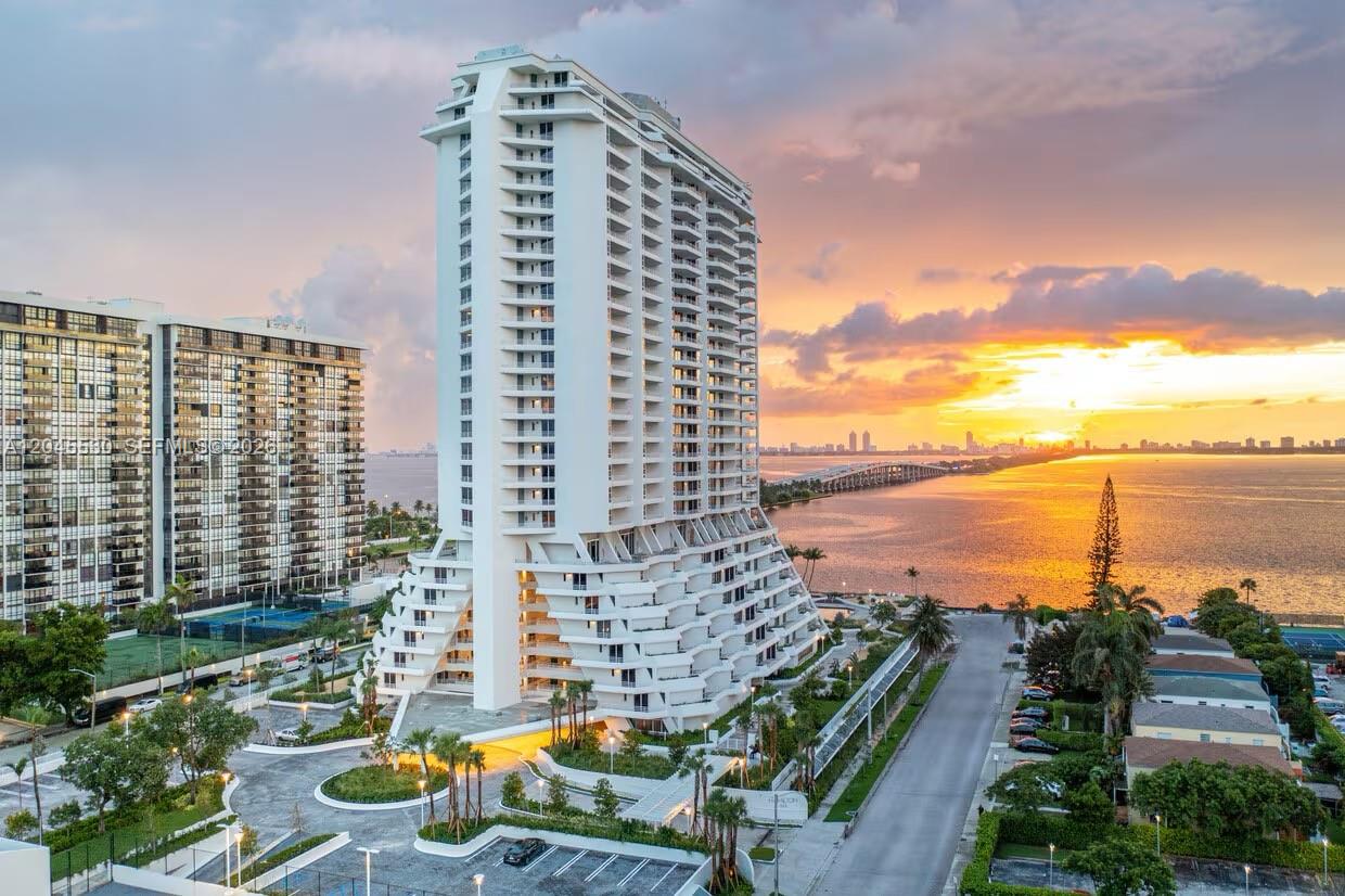 555 NE 34th Street 2704, Miami, FL 33137, Miami