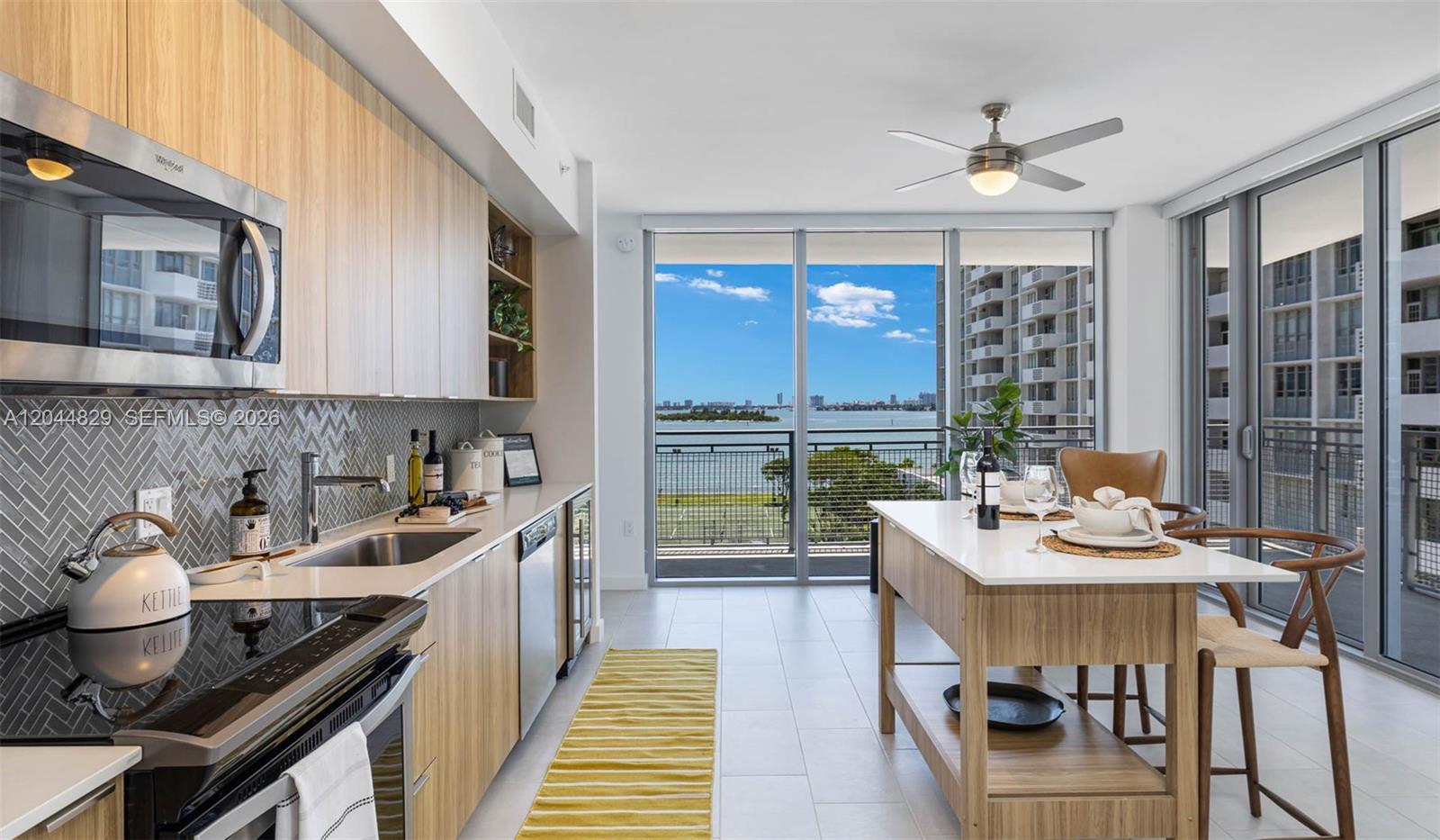 2150 N Bayshore Drive 1602, Miami, FL 33137, Miami