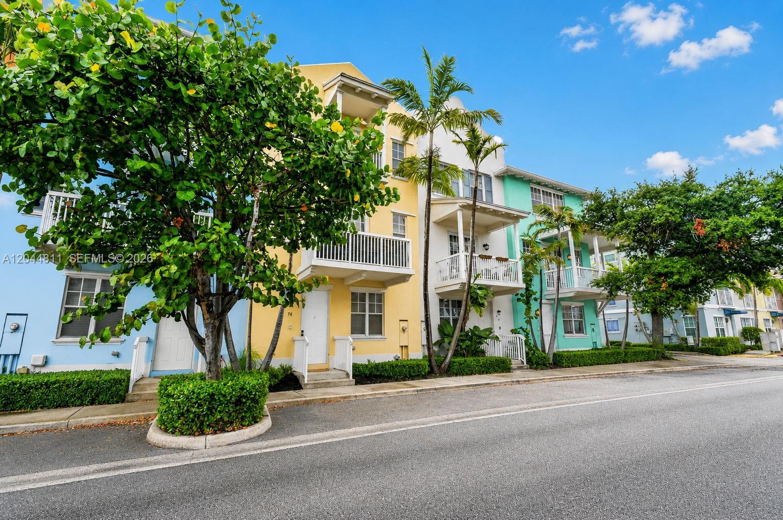 810 N 3rd Avenue N 76, Lake Worth, FL 33460