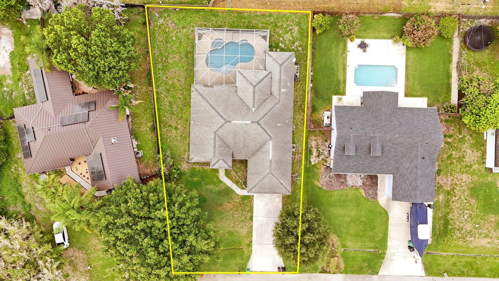 436 SW Bradshaw Circle — photo 2