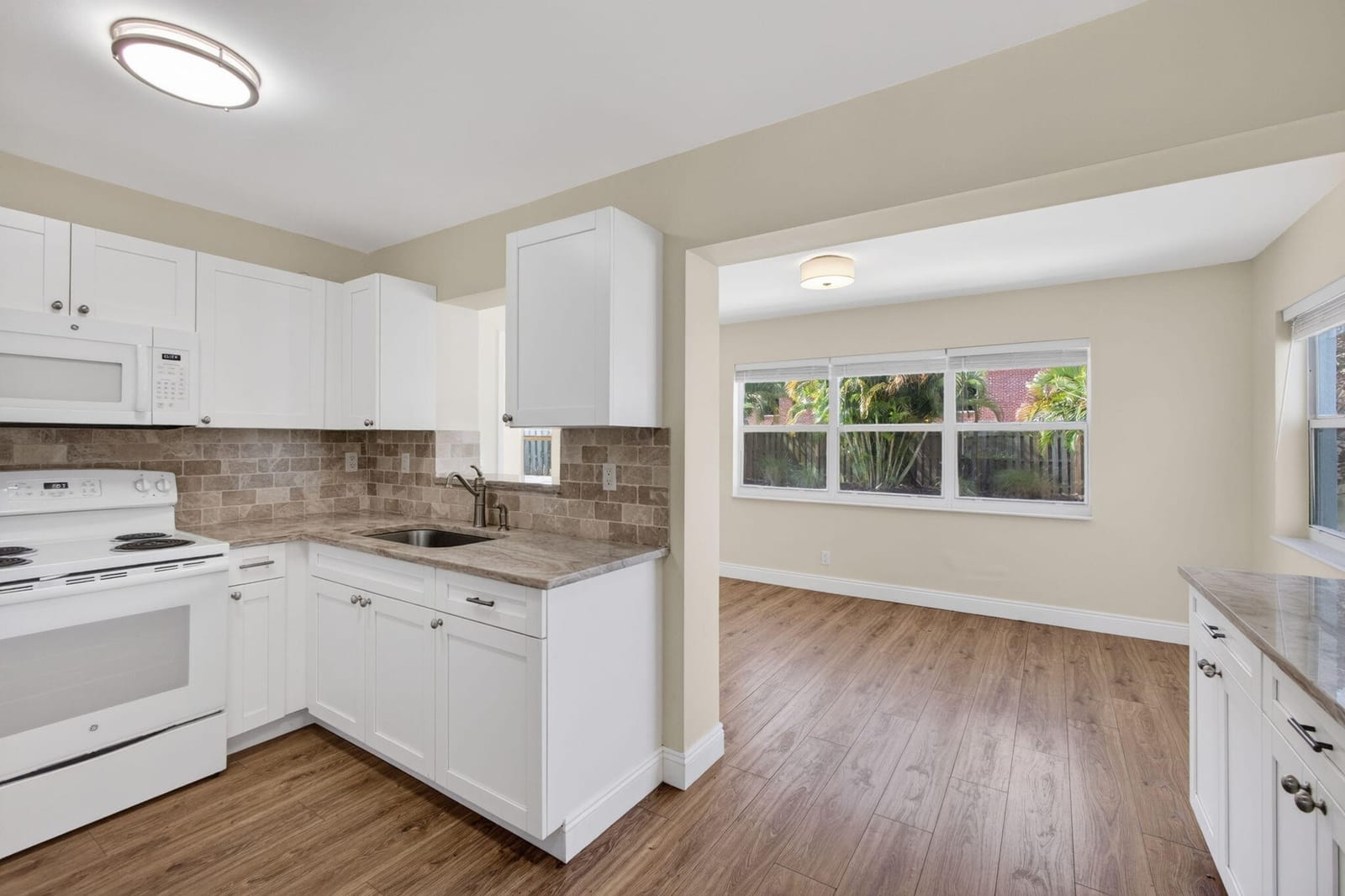 1333 W 31st Street, Riviera Beach, FL 33404 photo 16