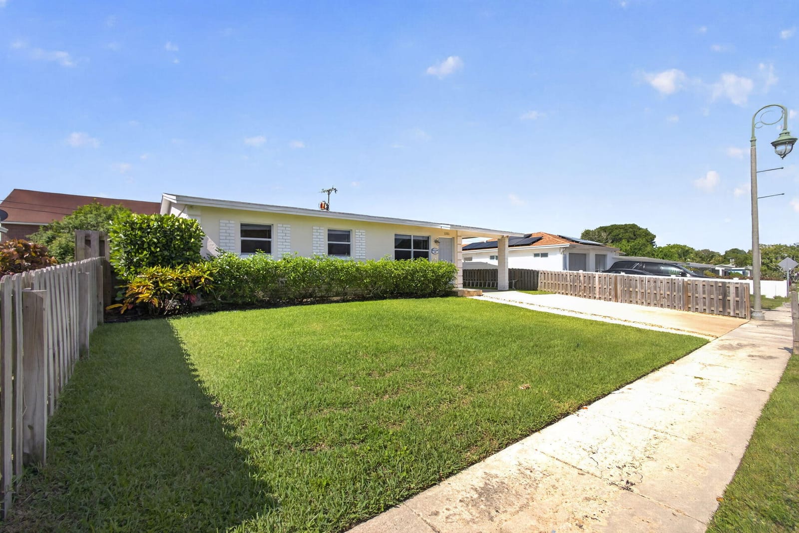 1333 W 31st Street, Riviera Beach, FL 33404 photo 3