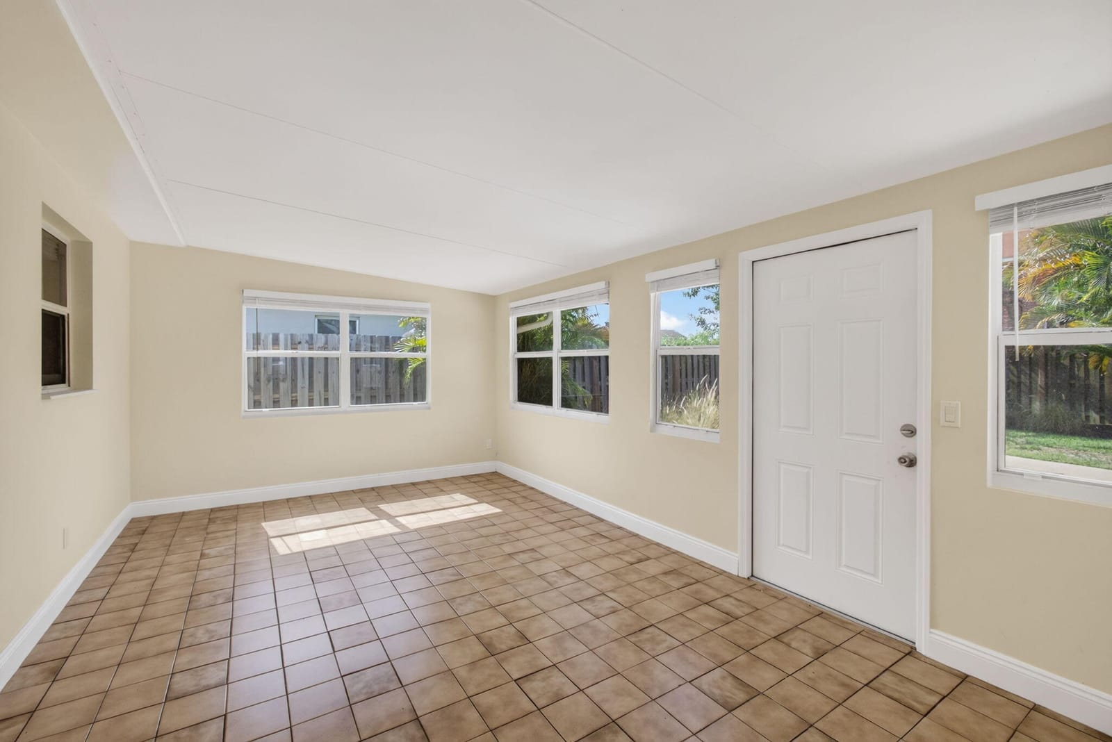 1333 W 31st Street, Riviera Beach, FL 33404 photo 25