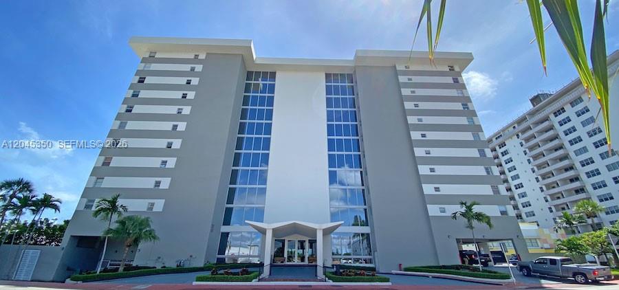 9273 Collins Avenue 811, Surfside, FL 33154, Surfside