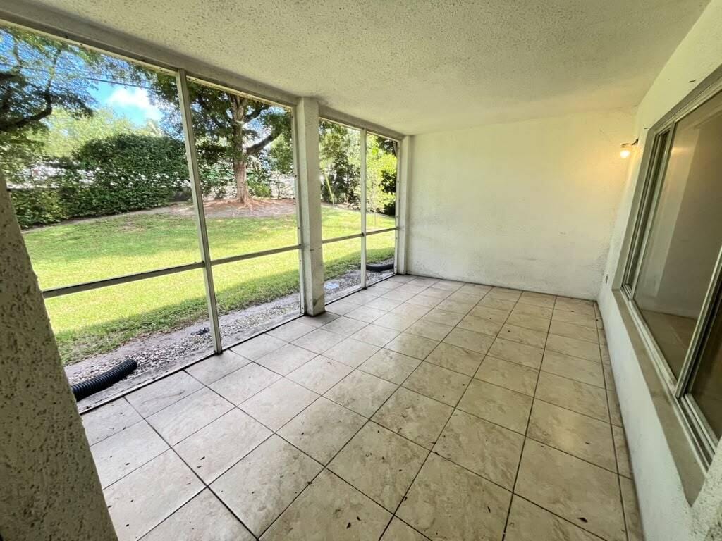 815 W Boynton Beach Boulevard 1-106, Boynton Beach, FL 33426 photo 25