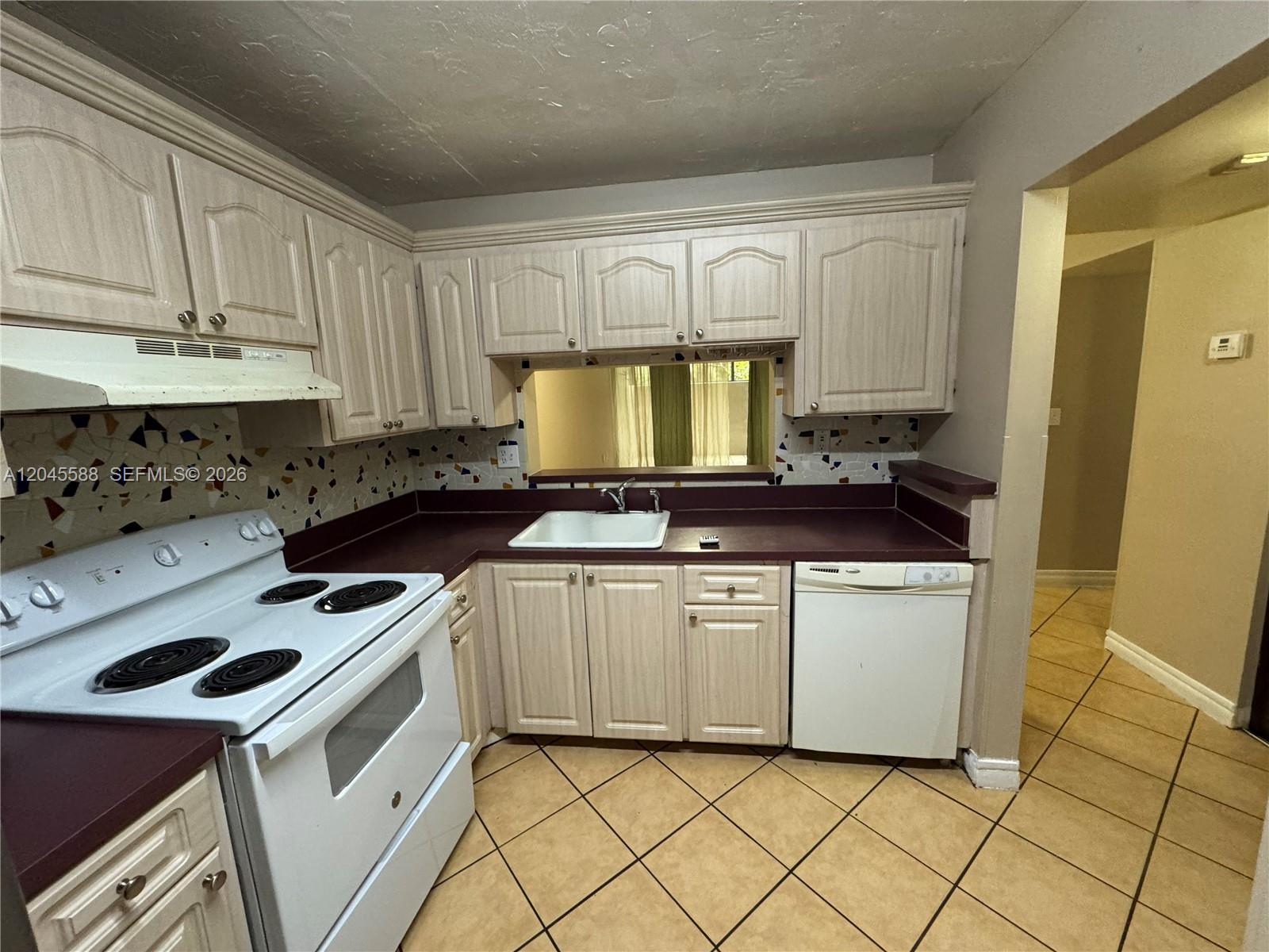 10865 SW 112th Avenue 105, Miami, FL 33176, Miami