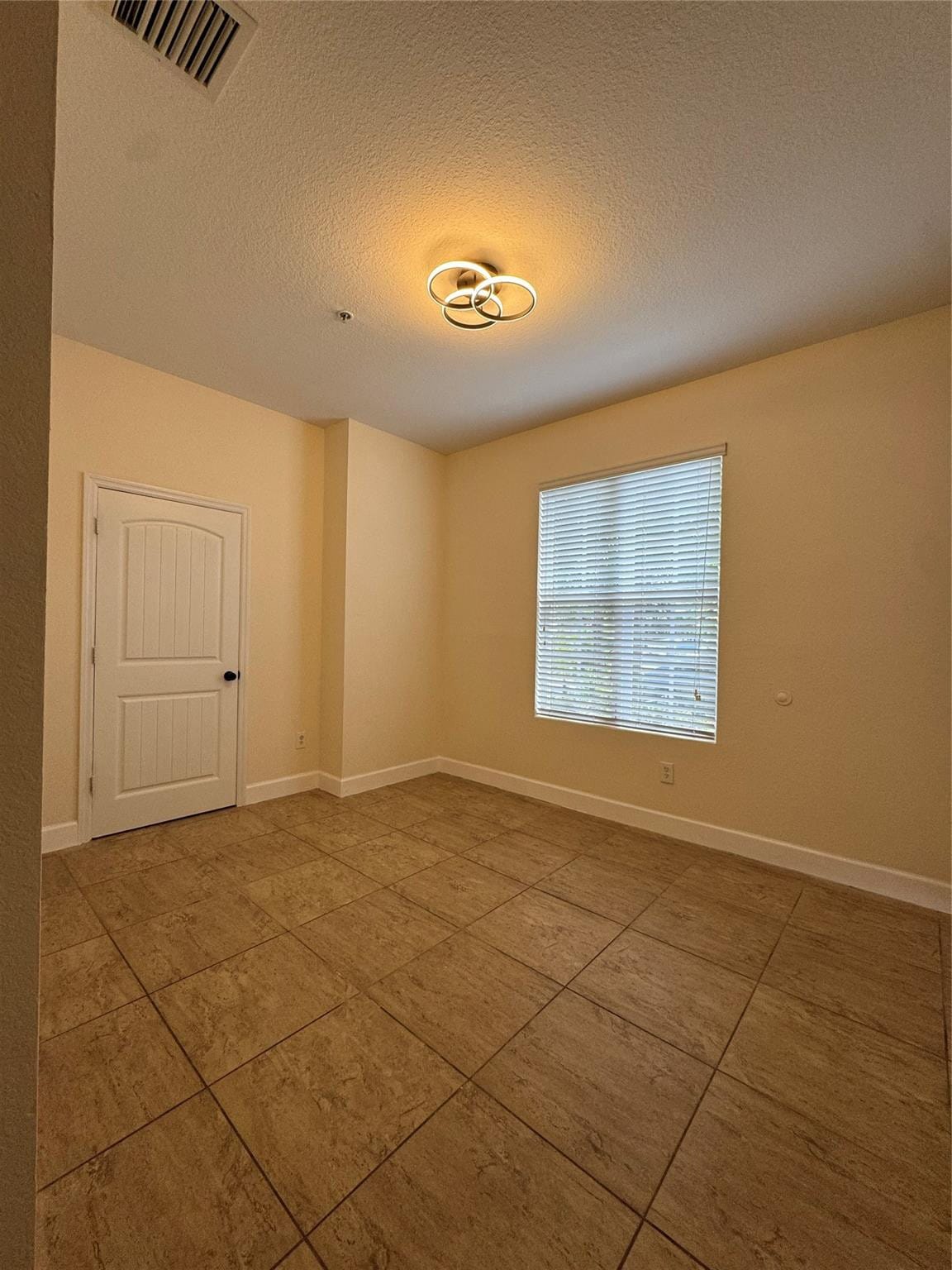 749 SW 3rd Avenue — photo 10