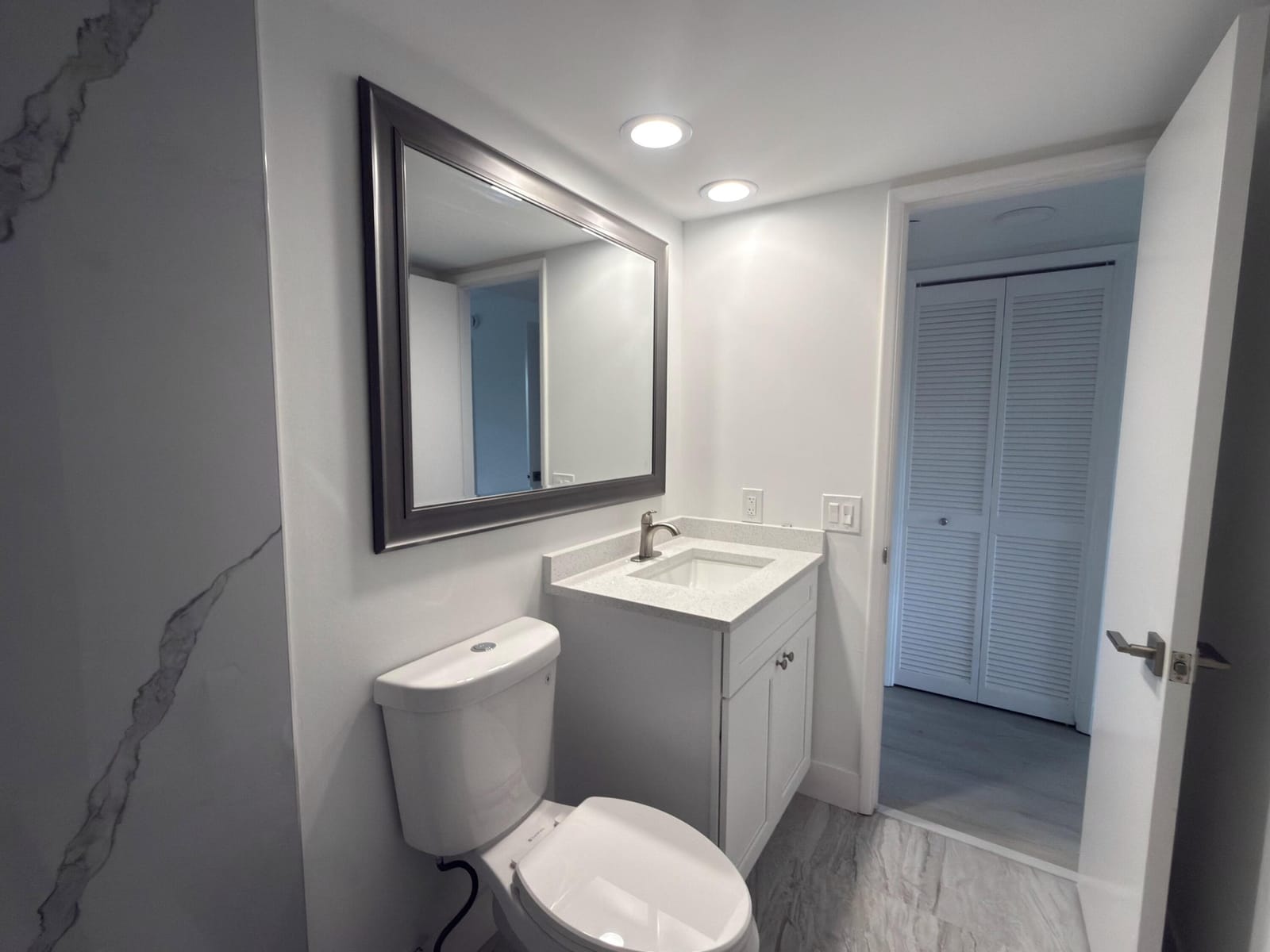 625 Oaks Drive 305, Pompano Beach, FL 33069 photo 12