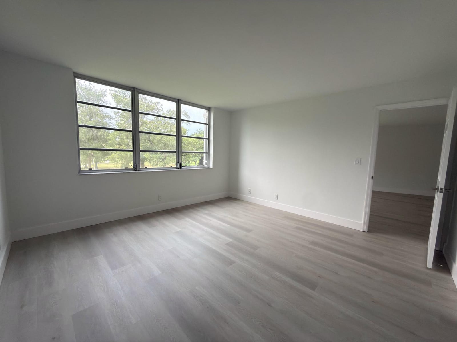 625 Oaks Drive 305, Pompano Beach, FL 33069 photo 13