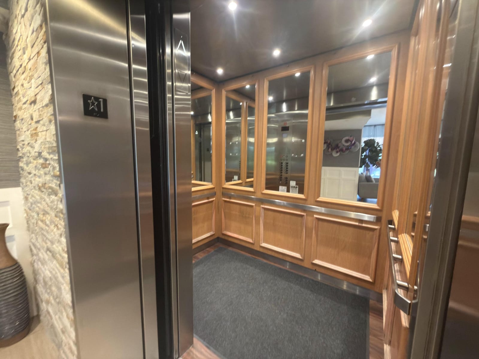 625 Oaks Drive 305, Pompano Beach, FL 33069 photo 24