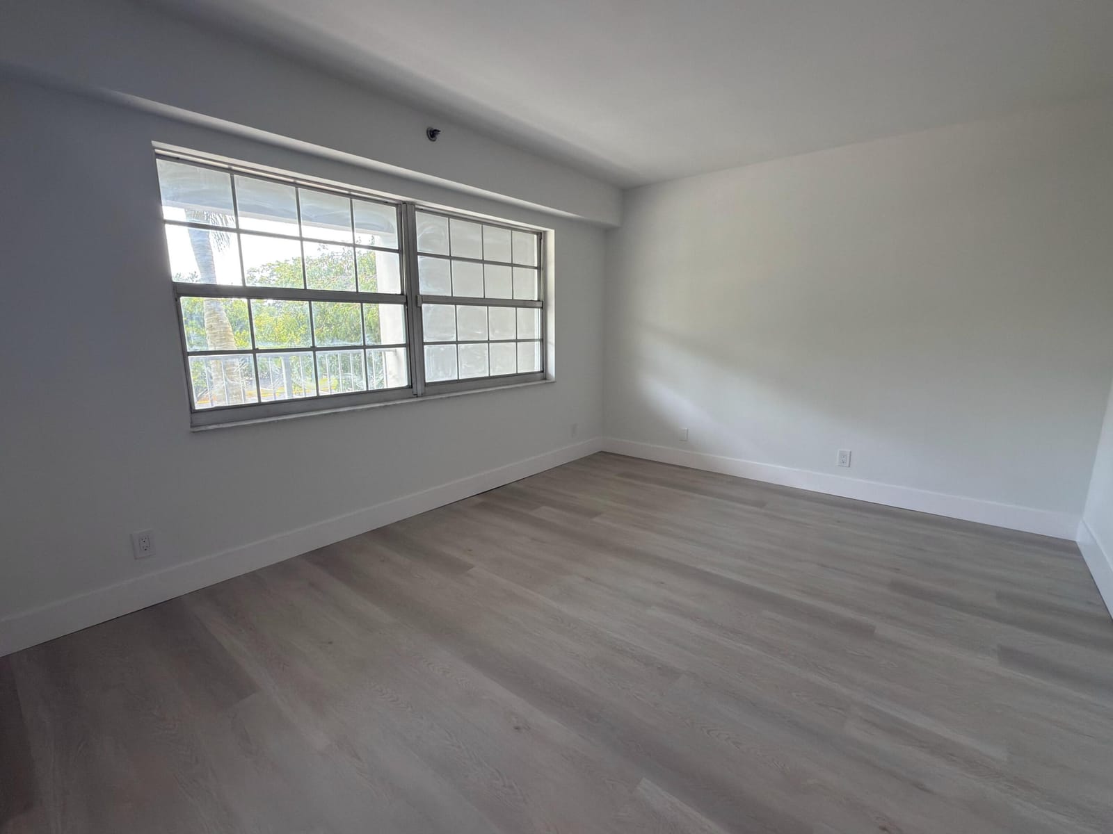 625 Oaks Drive 305, Pompano Beach, FL 33069 photo 6