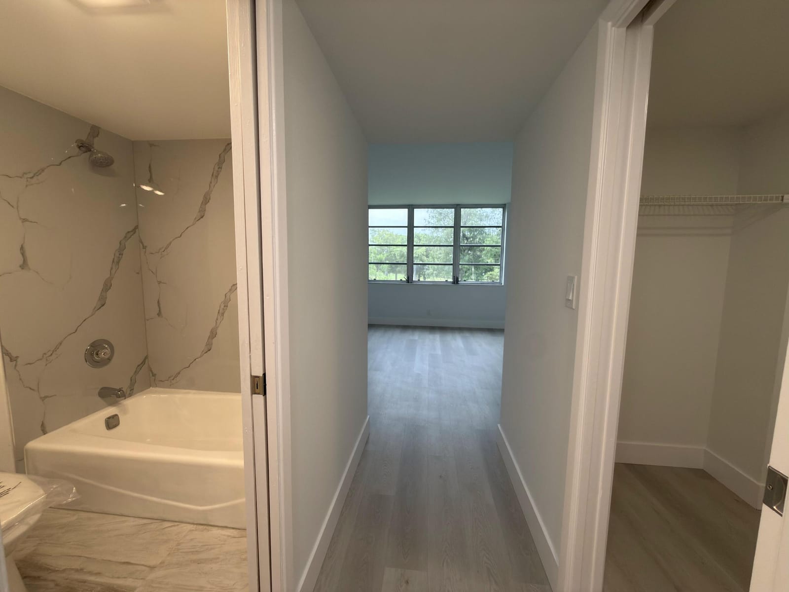 625 Oaks Drive 305, Pompano Beach, FL 33069 photo 8