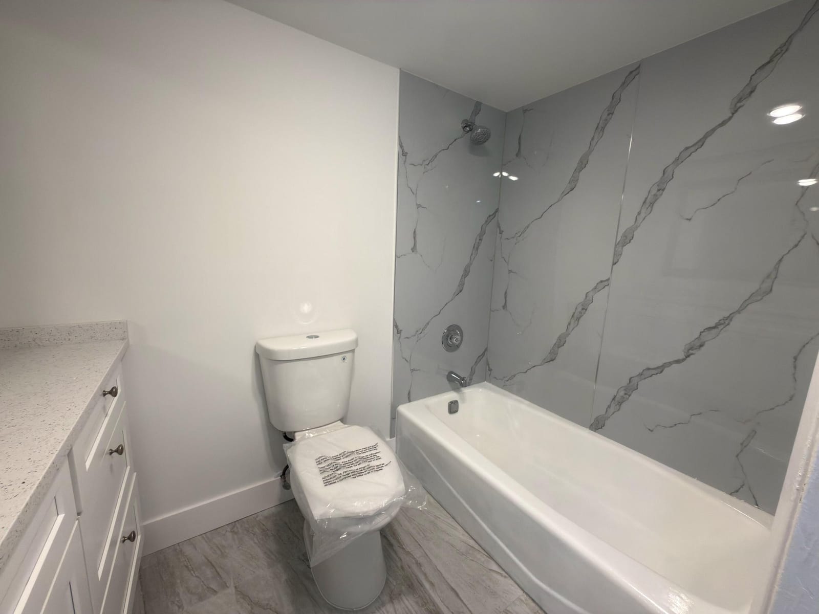 625 Oaks Drive 305, Pompano Beach, FL 33069 photo 10