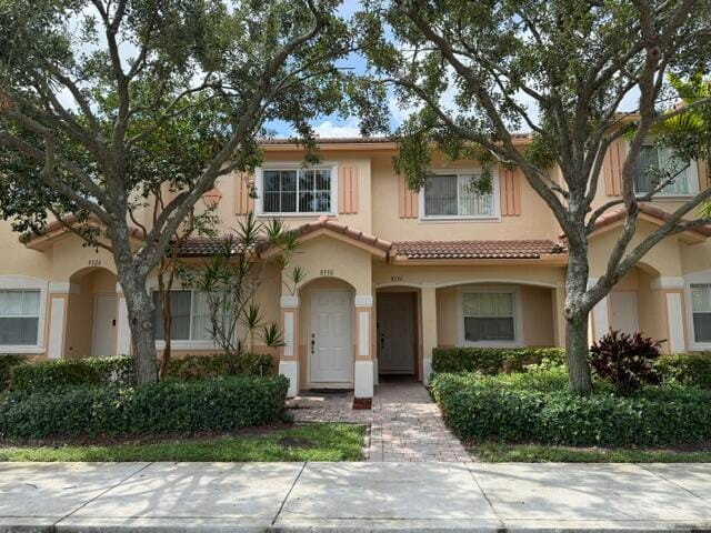 8330 SW 29th Street 103 — photo 1