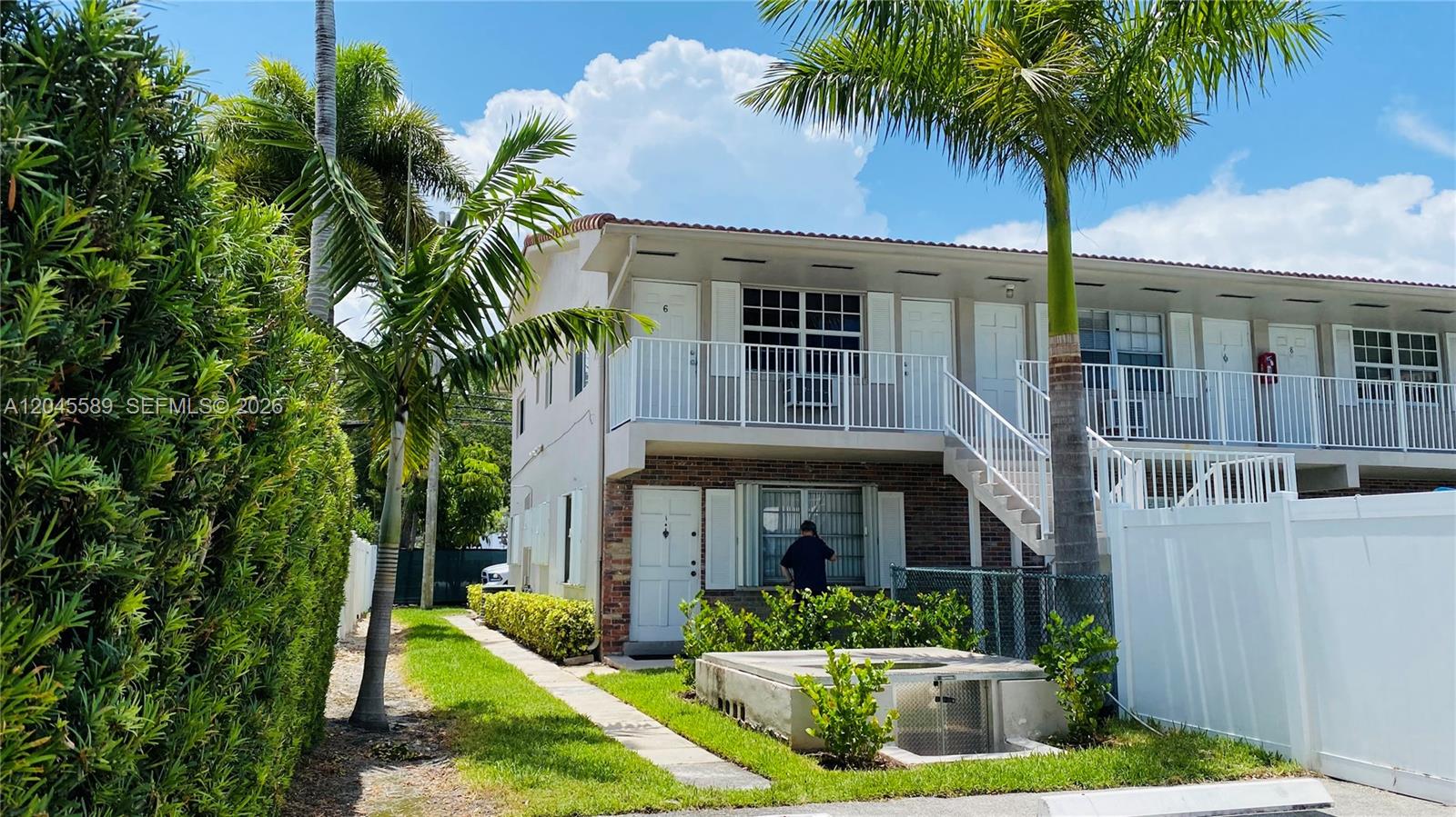 2665 Middle River Drive 1, Fort Lauderdale, FL 33306, Fort Lauderdale