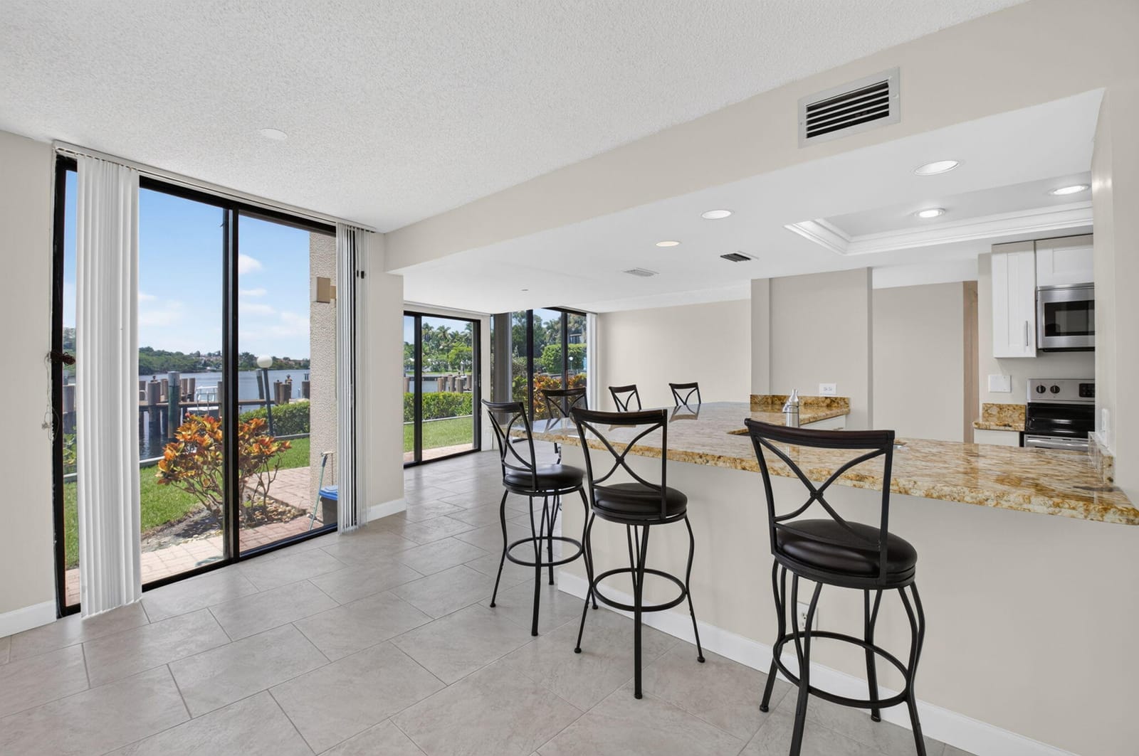 1111 George Bush Boulevard A, Delray Beach, FL 33483 photo 11