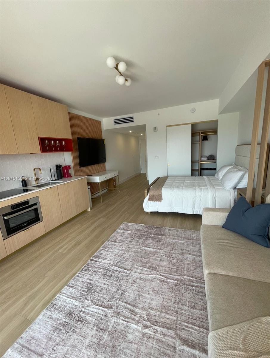 90 NE 32 819 — photo 6