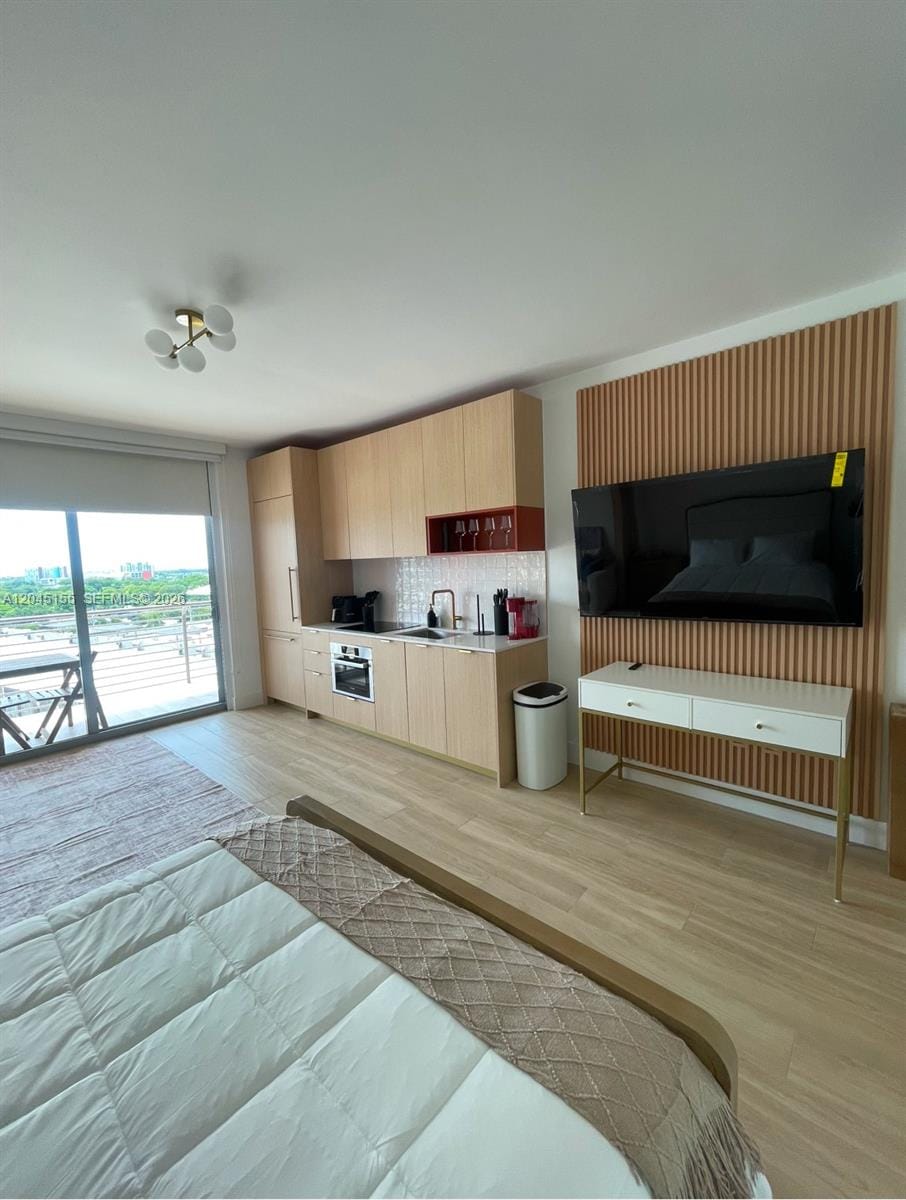 90 NE 32 819 — photo 8
