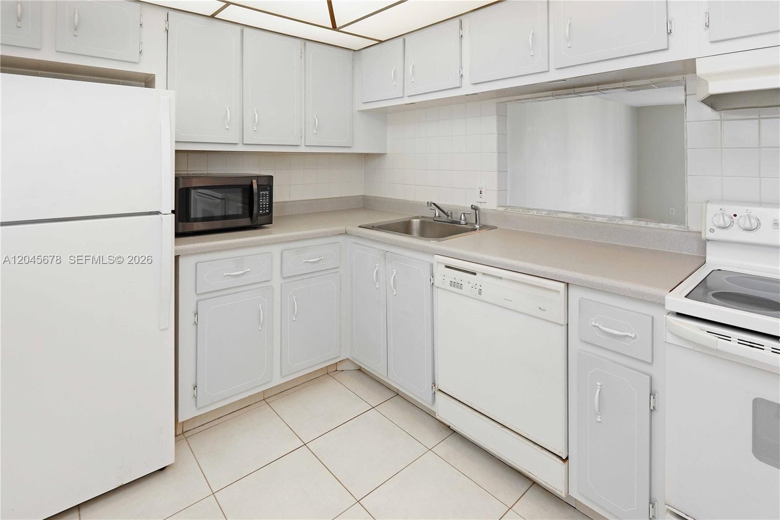 505 E Dania Beach Boulevard 4-3G, Dania Beach, FL 33004 photo 9