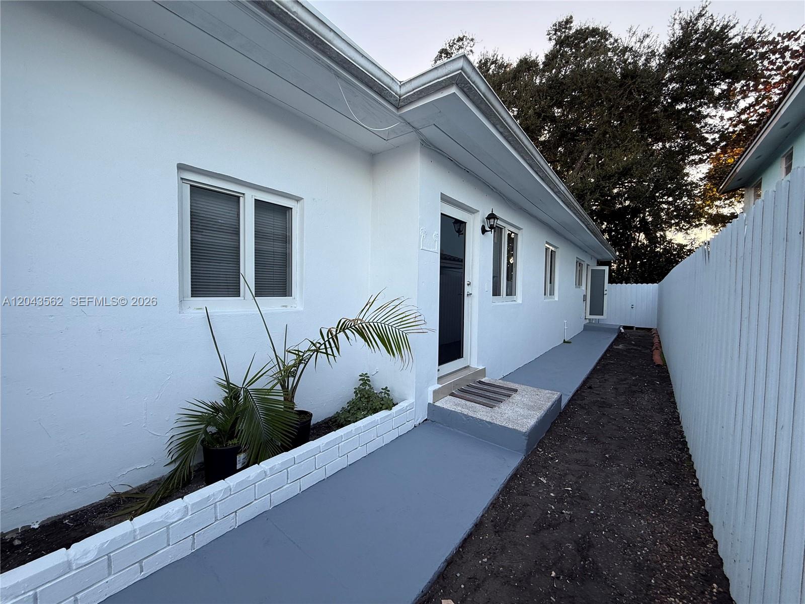 1122 NW 32nd Court front, Miami, FL 33125, Miami