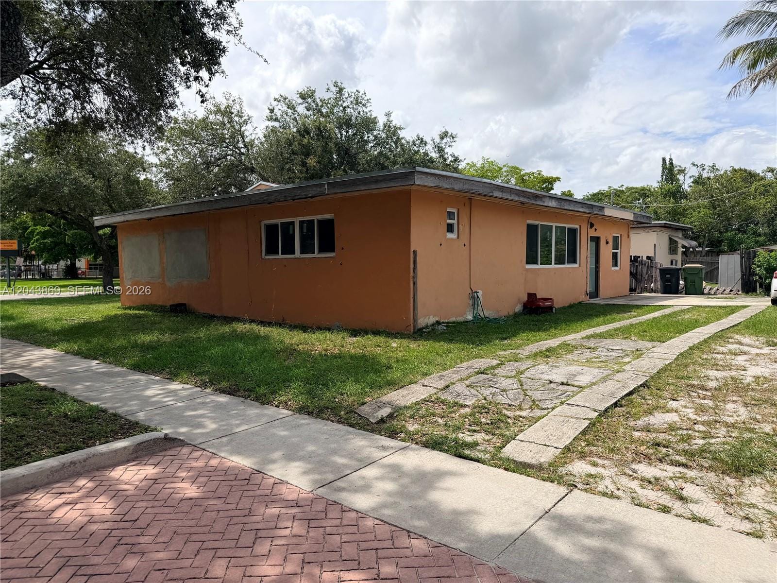 13105 NW 12th Avenue, North Miami, FL 33168 photo 3