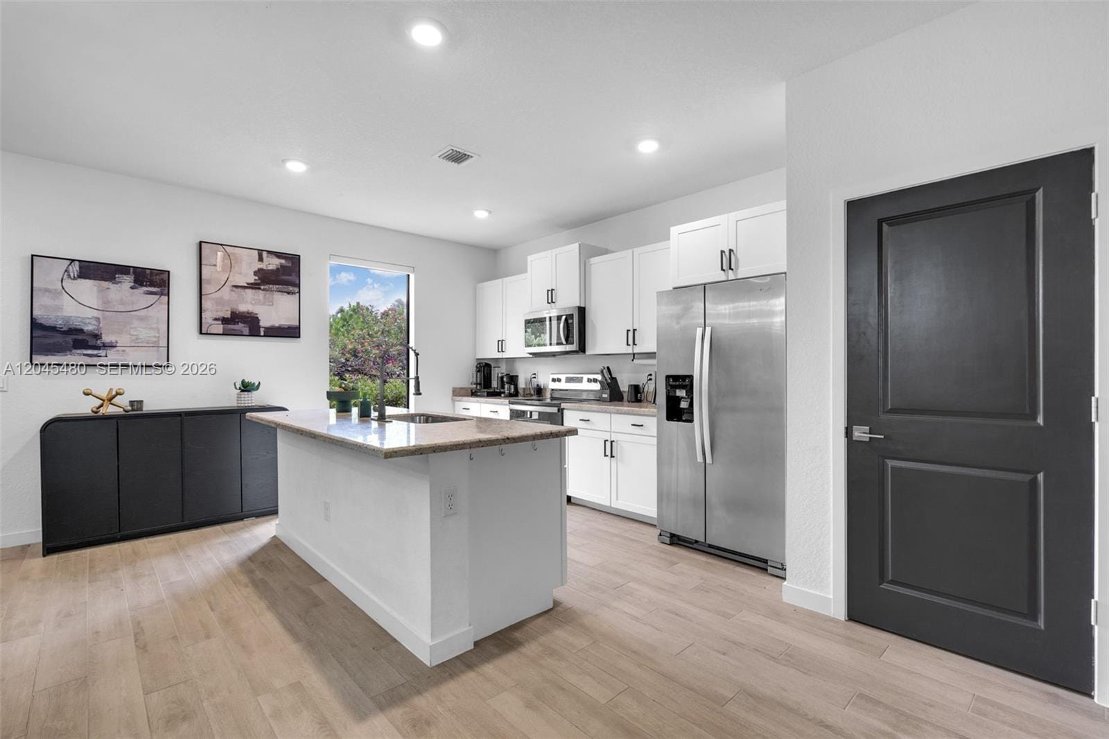 387 NW 17th Street — photo 9