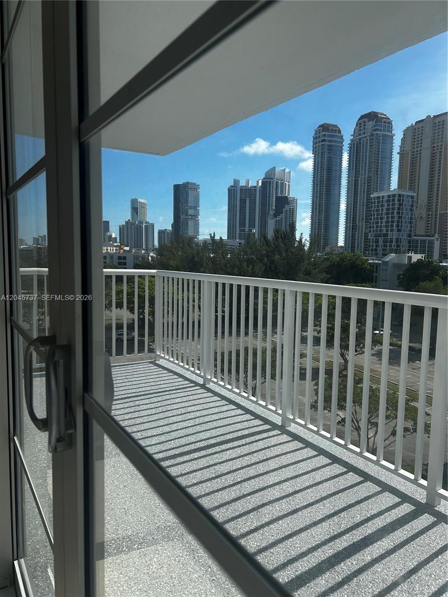 231 174th Street 718, Sunny Isles Beach, FL 33160, Sunny Isles Beach